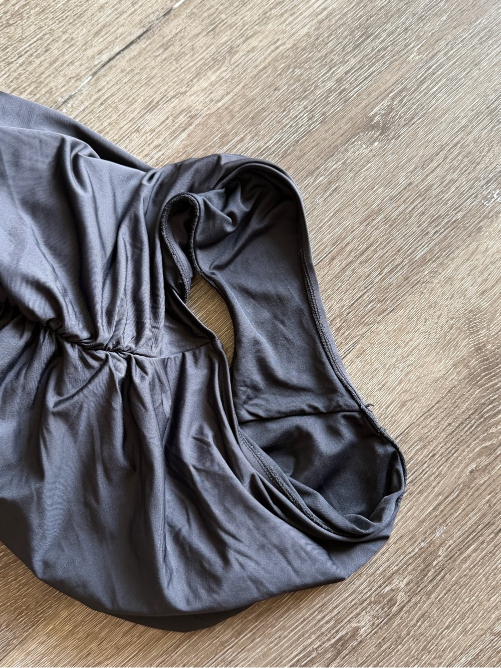 Badgley Mischka Black Ruched One-Piece Swimsuit - Picture 4 of 4